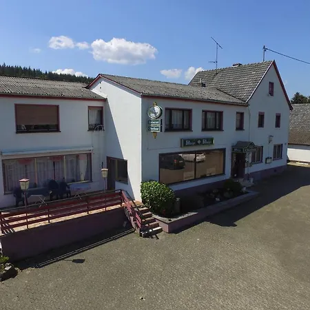 Am Nurburgring * Oberbaar